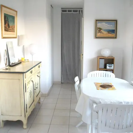 2 Pieces Proche Centre Et Apartman Cavalaire-sur-Mer